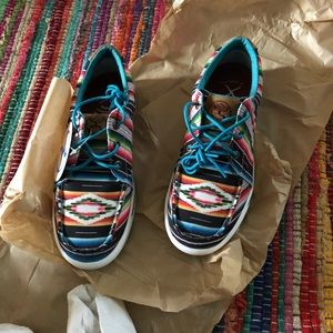 Twisted X shoes barely worn